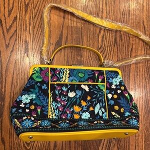 Vera Bradley Barbara Frame Bag in Midnight Blues. Quilted floral print. New.